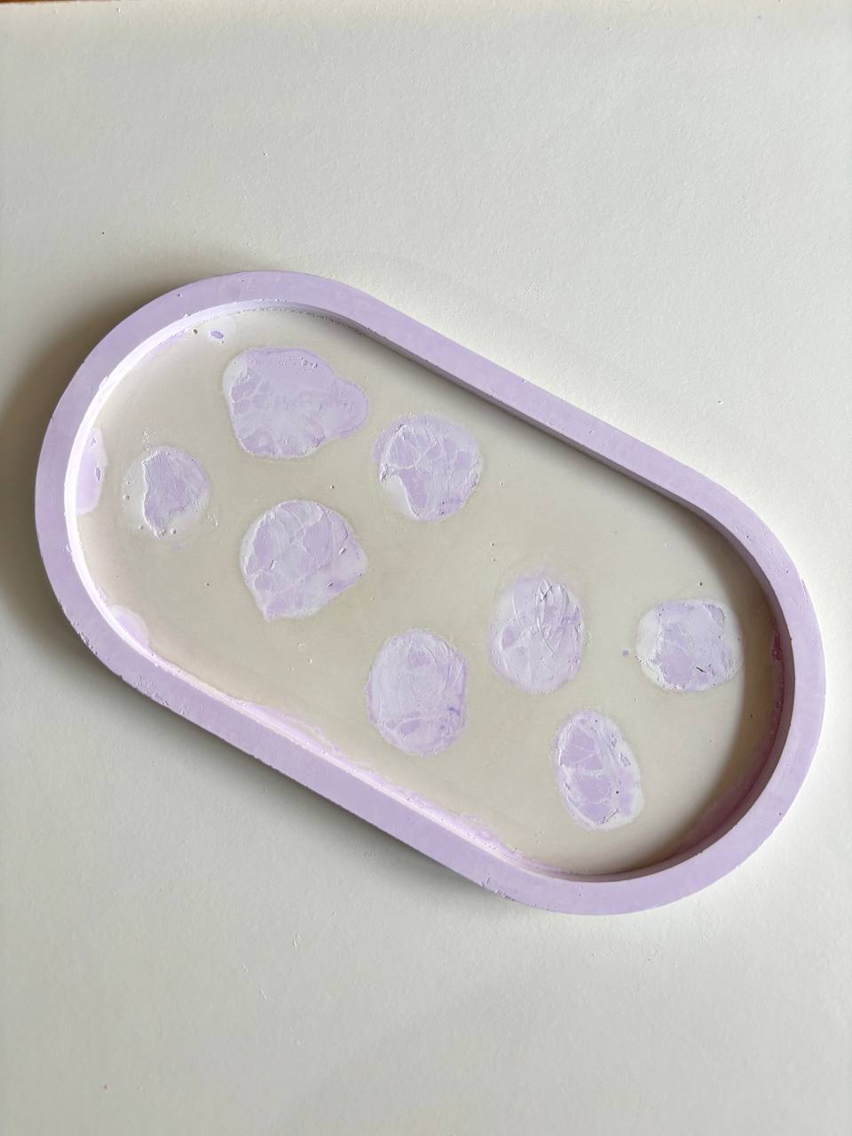 Lavender Love Trinket Tray — handmade resin oval trinket tray, 20.5 cm × 11.5 cm × 1 inch